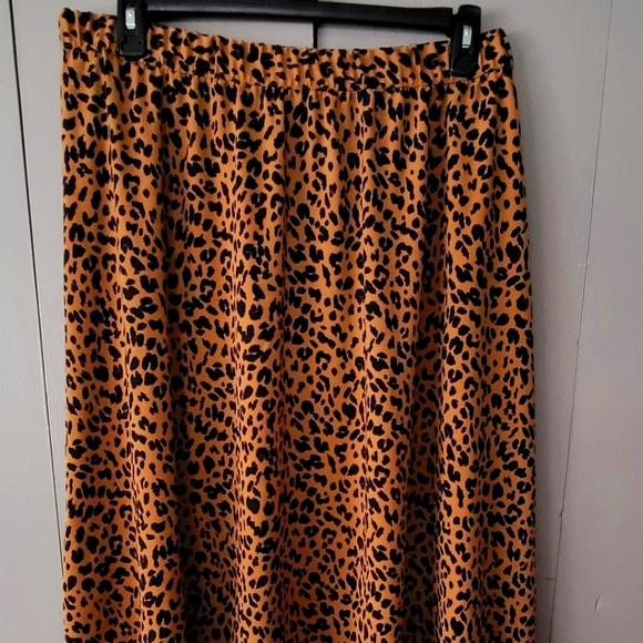 Ava & Viv Dresses & Skirts - 'Ava & Viv' 1X Leopard Print Skirt
